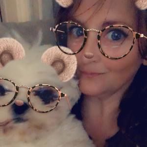 Meet your Posher, Amy lenora